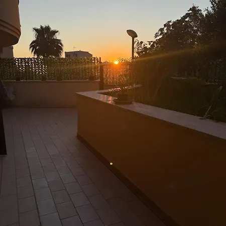 Delia S House 公寓