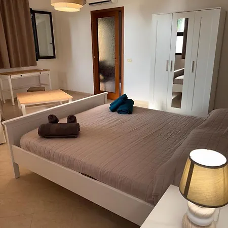 公寓 Delia S House