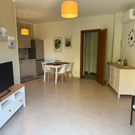 Delia S House *
